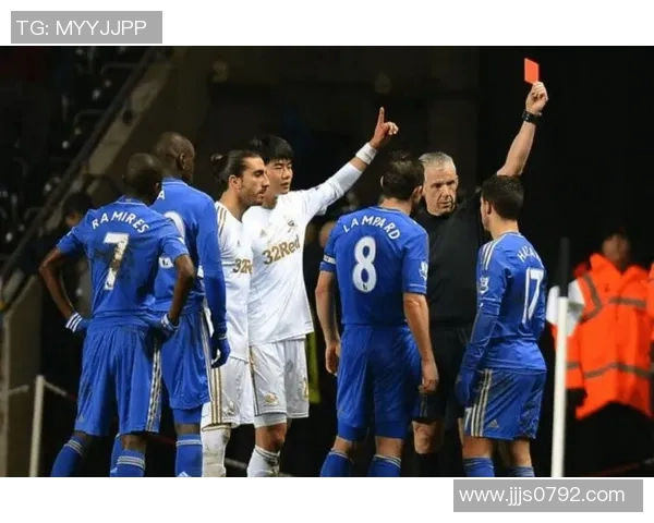 足球巨星与球童共度温馨时刻传递爱与希望的感人故事