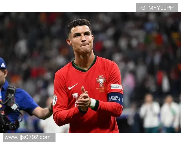 世界足坛最年轻球星崛起 18岁神童突破记录引发全球关注