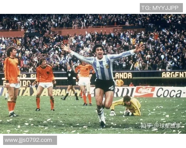 足球明星的传奇故事与辉煌时刻盘点聚焦那些改变足球历史的顶级球员 足球明星的传奇故事与辉煌时刻盘点聚焦那些改变足球历史的顶级球员